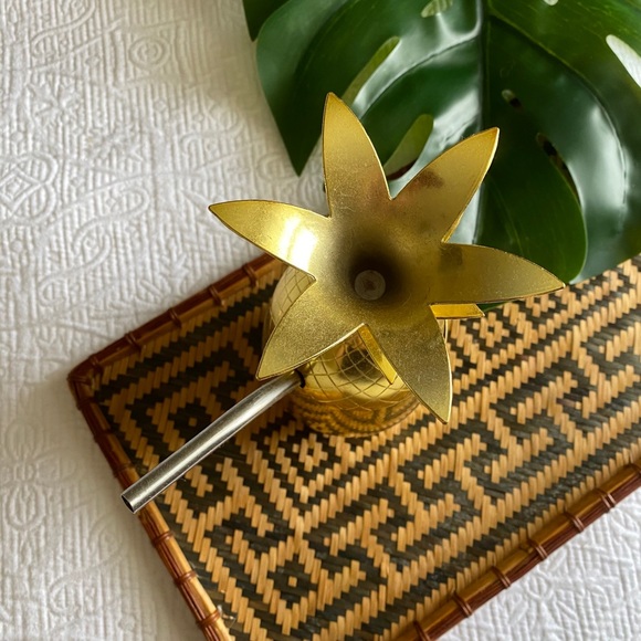 Pineapple Cup with lid! - Picture 6 of 8